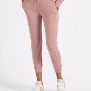 Vuori Womens Performance Jogger in Burnt Clay Heather